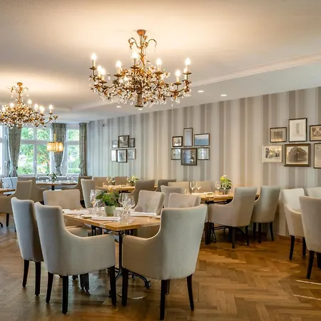 Romantik Stoermann Otel Schmallenberg