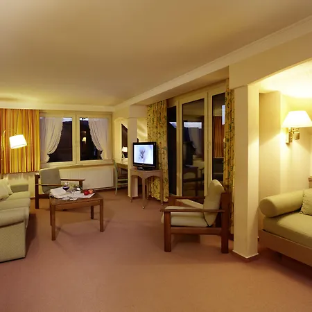 Romantik Stoermann ホテル 4*