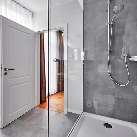 Romantik Stoermann Otel 4*