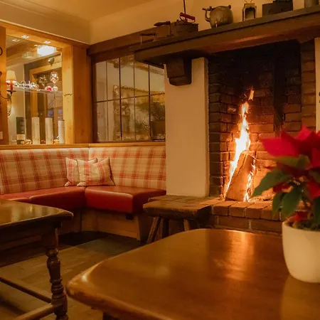 Romantik Stoermann ホテル 4*